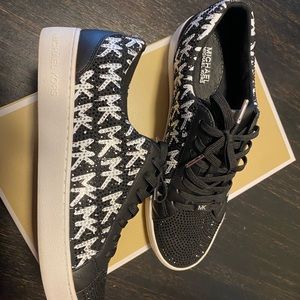 Michael Kors sneakers size 9.5 Catelyn sparkly crystal designs